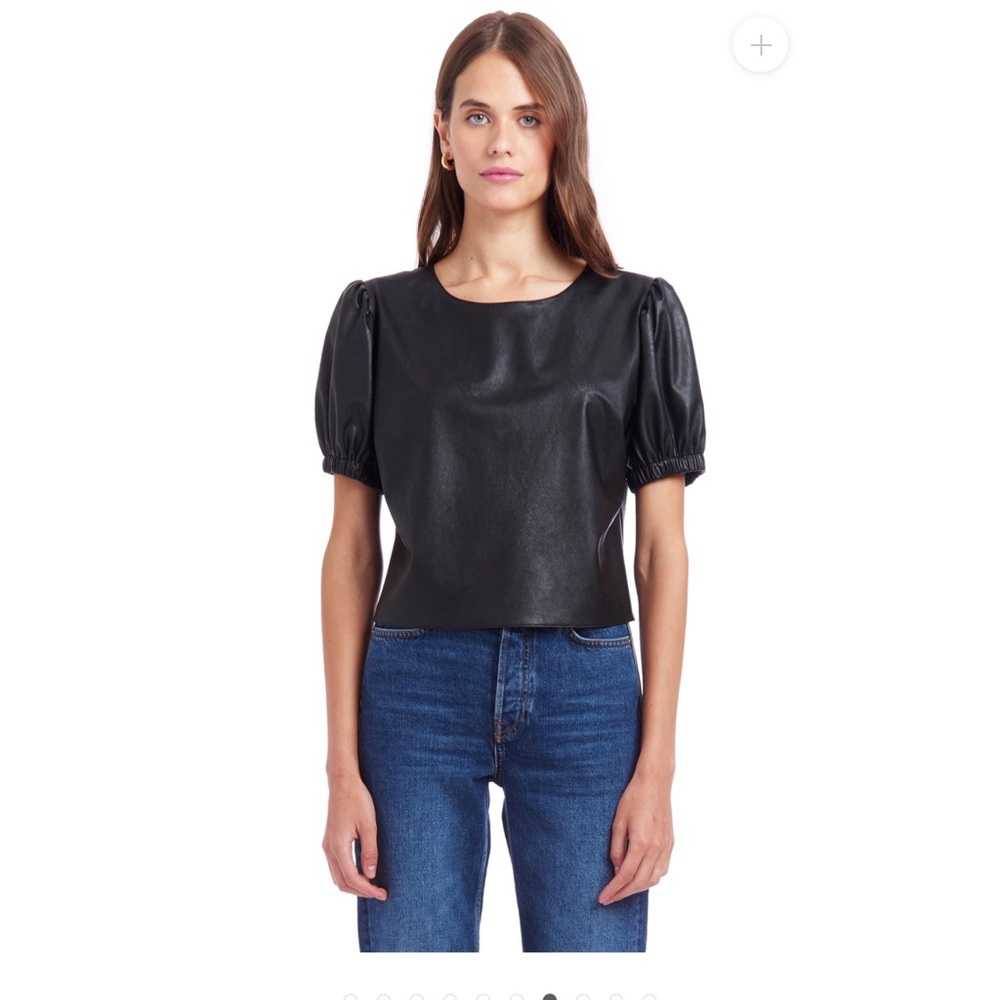 AMANDA UPRICHARD ✨nwot✨ TOP